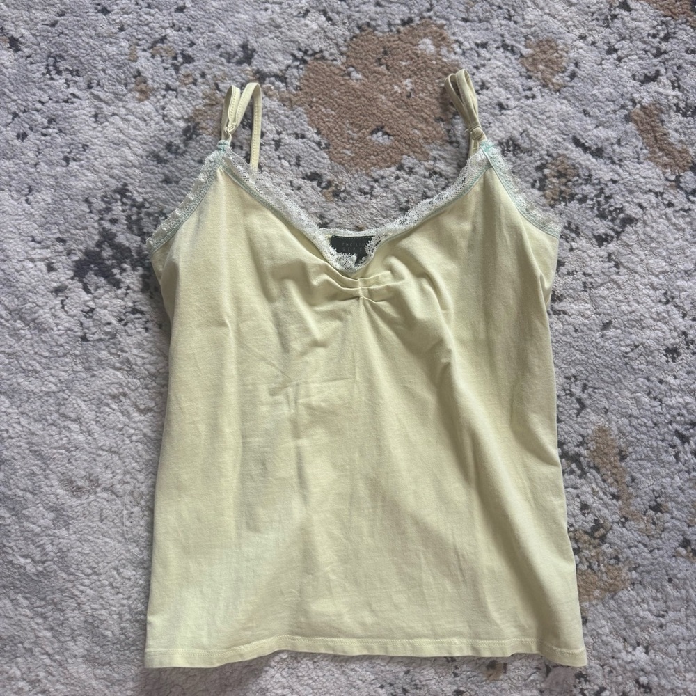 Women's Assorted Tank Tops With Built In Bra - Picture 10 of 16